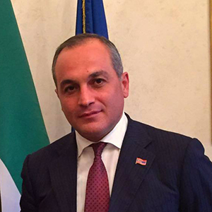 Նահապետյան Կորյուն